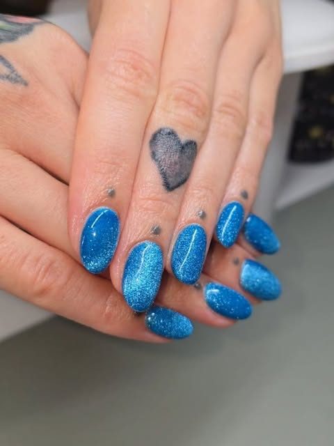 Blue glitter nails